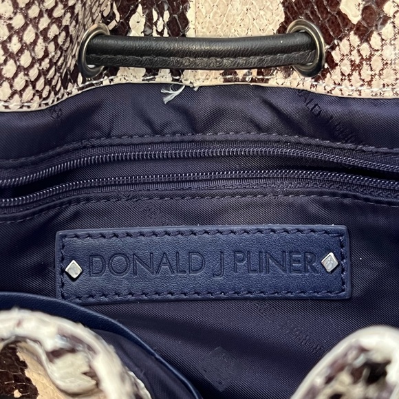 Donald J. Pliner Medium Size Snake Skin (Embossed) Bag - Picture 15 of 16